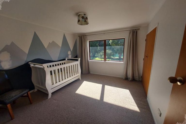 Photo of property in 26 Maungakaramea Road, Puwera, Whangarei, 0178