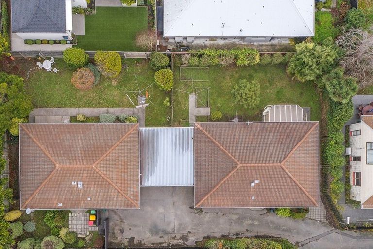 Photo of property in 1/74a Jeffreys Road, Fendalton, Christchurch, 8052