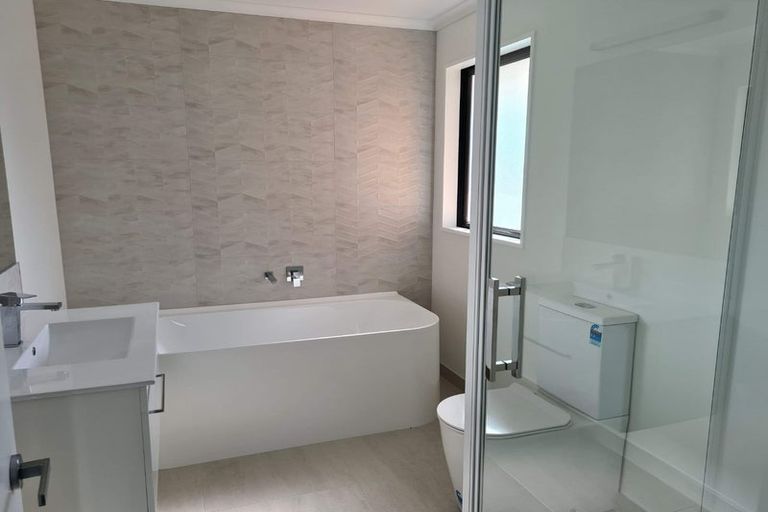 Photo of property in 25 Malaga Crescent, Harewood, Christchurch, 8051