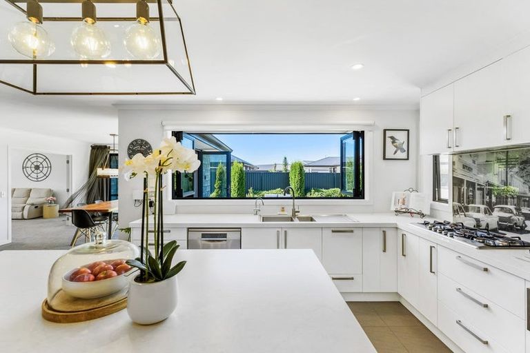 Photo of property in 24 Ethereal Crescent, Mount Pisa, Cromwell, 9383