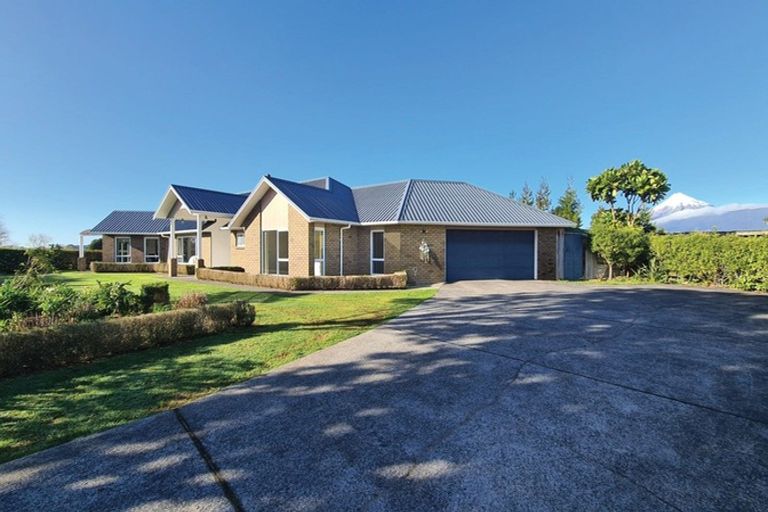 Photo of property in 625 Frankley Road, Hurworth, New Plymouth, 4371