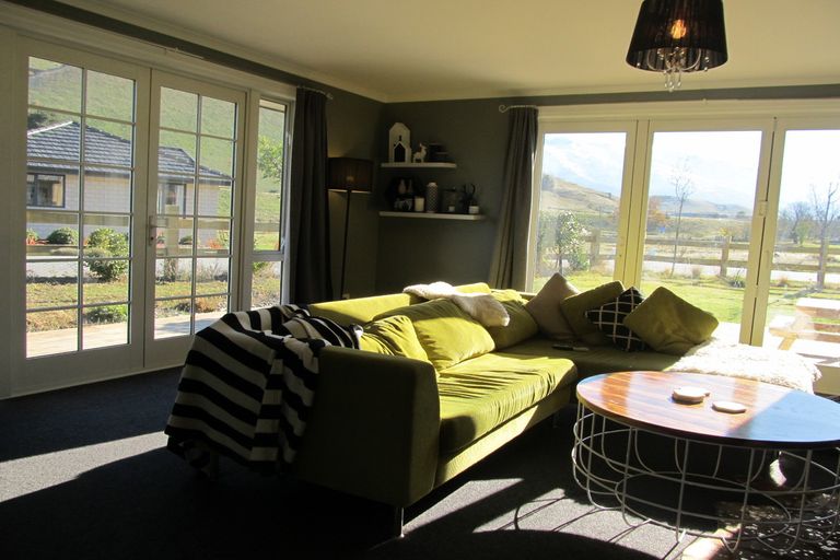 Photo of property in 44 Perriam Place, Mount Pisa, Cromwell, 9383