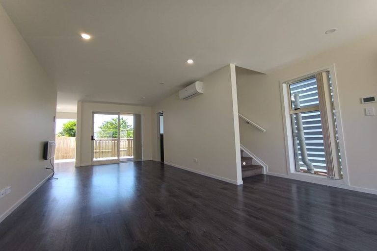 Photo of property in 10d Blossom Lane, Manurewa, Auckland, 2102