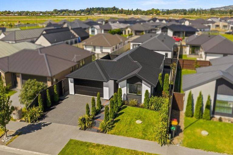 Photo of property in 6 Allied Road, Halswell, Christchurch, 8025