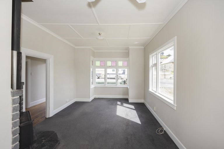 Photo of property in 17 Clyde Street, Oamaru North, Oamaru, 9400