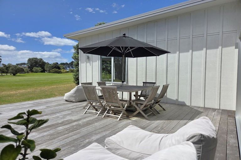 Photo of property in 117 The Fairway, Matarangi, Whitianga, 3592