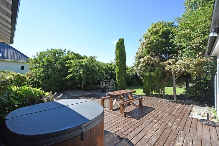 Photo of property in 5 Prince Street, Winton, 9720