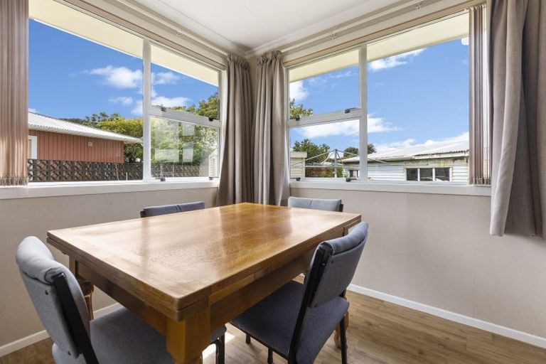 Photo of property in 28a Paritutu Road, Spotswood, New Plymouth, 4310