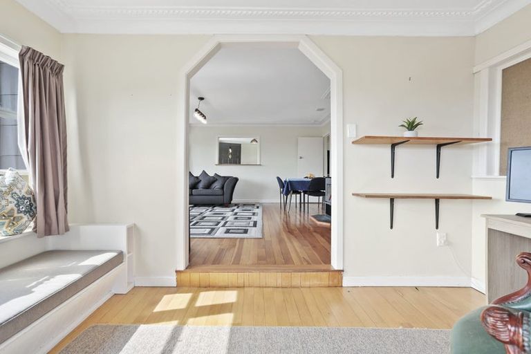 Photo of property in 86 Colwill Road, Massey, Auckland, 0614