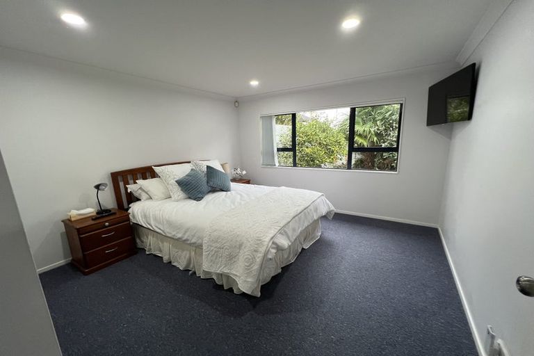 Photo of property in 1b Estuary Views, Shelly Park, Auckland, 2014