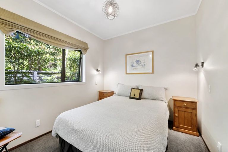 Photo of property in 65 Nicholson Road, Khandallah, Wellington, 6035