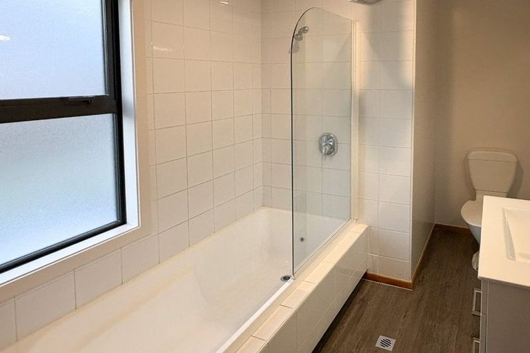 Photo of property in 1/25 Grove Road, Addington, Christchurch, 8024