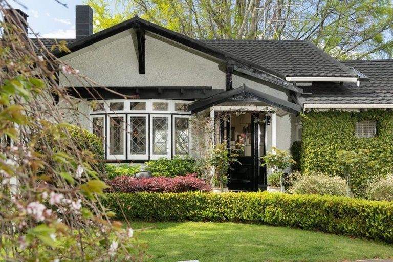 Photo of property in 17 Eighth Avenue, Tauranga, 3110