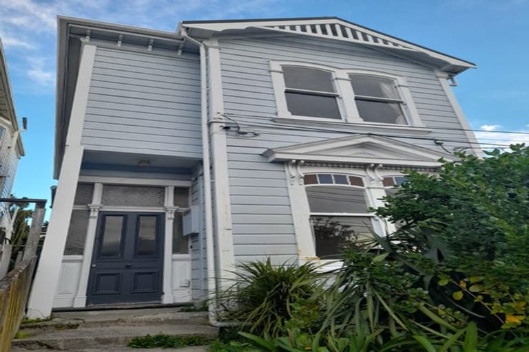 Photo of property in 14-14a Dawson Street, Berhampore, Wellington, 6023
