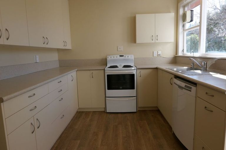 Photo of property in 81 Kiwi Road, Raumati Beach, Paraparaumu, 5032