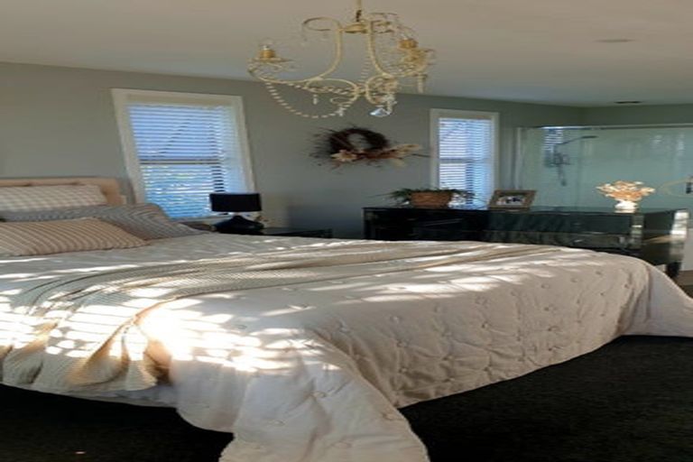 Photo of property in 43 Kittyhawk Drive, Kinloch, Taupo, 3377