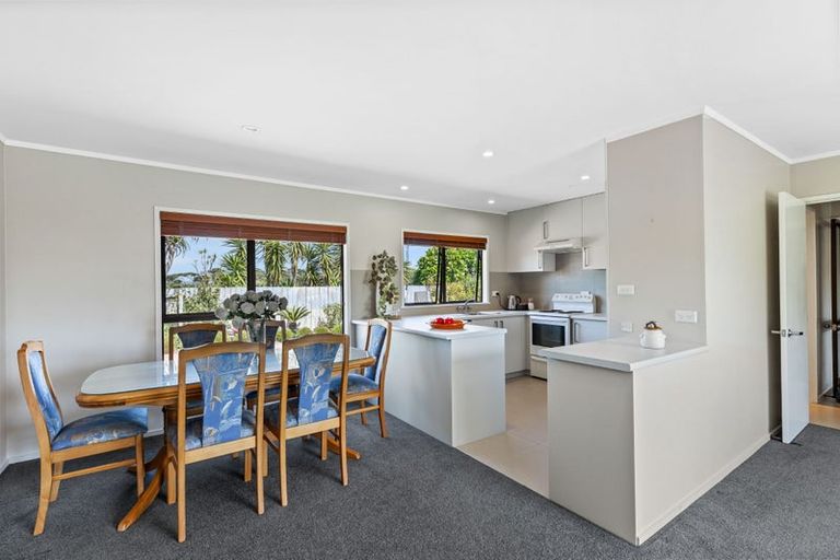 Photo of property in 175 Oaia Road, Muriwai, Waimauku, 0881