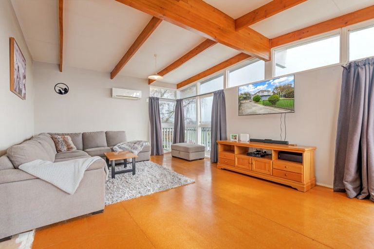 Photo of property in 5 Lawson Street, Pahiatua, 4910