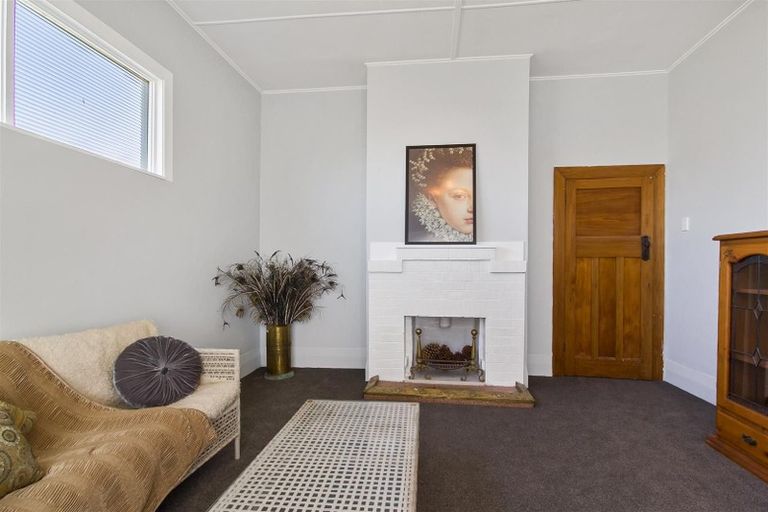 Photo of property in 52 Belt Street, Waimate, 7924