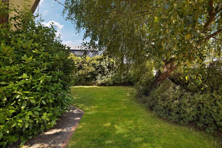 Photo of property in 8 Riverside Road, Frankton, Queenstown, 9300