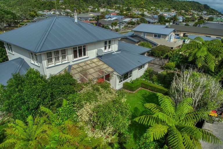 Photo of property in 12 Marsden Road, Greymouth, 7805