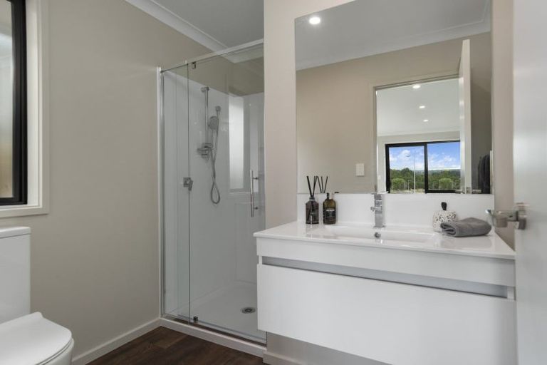 Photo of property in 6 Oyster Place, Omokoroa, 3114