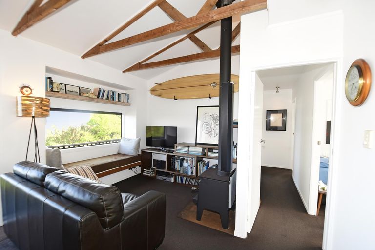 Photo of property in 9 Wonderview Road, Leigh, 0985