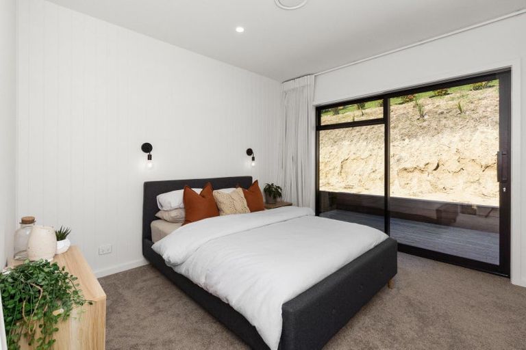 Photo of property in 3 Te Roera Drive, Taradale, Napier, 4112