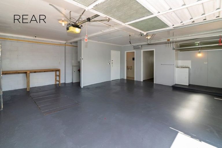 Photo of property in 21 Bulteel Street, New Plymouth, 4310