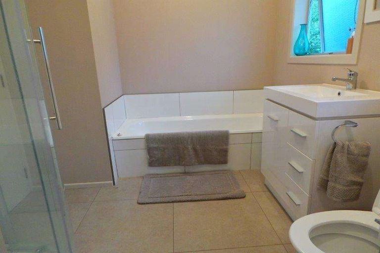 Photo of property in 6 Windsor Place, Levin, 5510