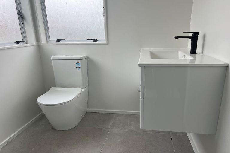 Photo of property in 1/12 Norrie Smith Avenue, Flat Bush, Auckland, 2023