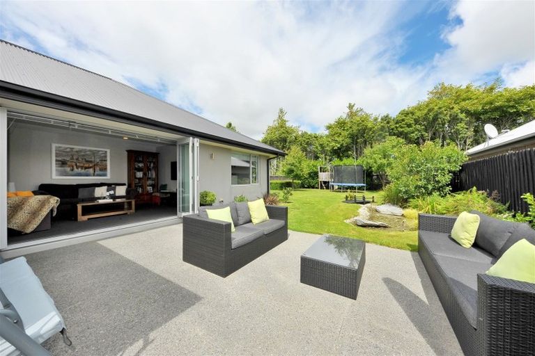 Photo of property in 18 Heathridge Place, Lincoln, 7608