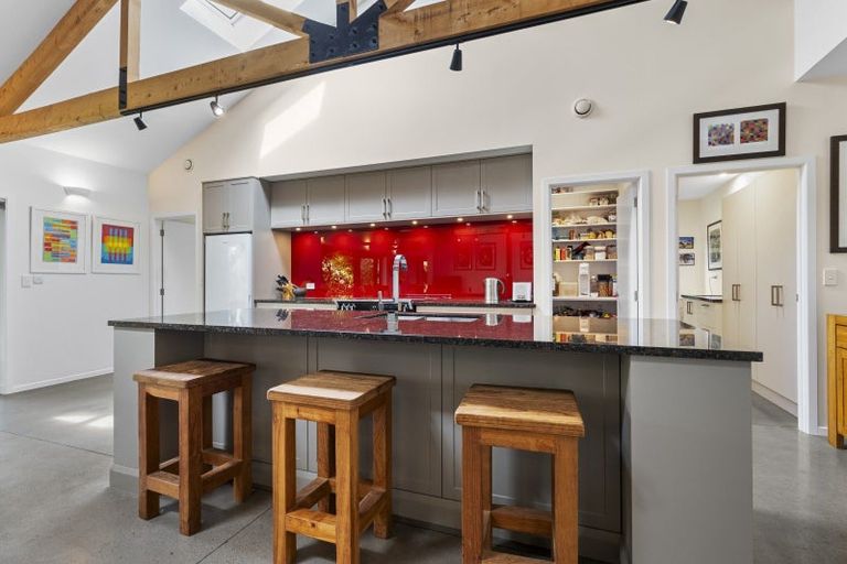 Photo of property in 525 Kaipikari Road, Urenui, 4375