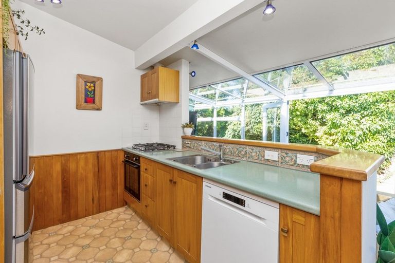 Photo of property in 128 Charles Street, Westshore, Napier, 4110