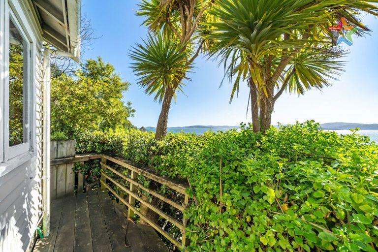 Photo of property in 307a Marine Dr York Bay, York Bay, Lower Hutt, 5013