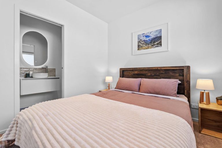 Photo of property in 48 Atkins Road, Luggate, Wanaka, 9383
