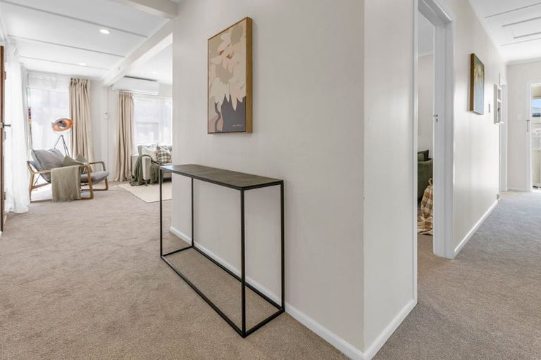 Photo of property in 2 Werrina Crescent, Mangakakahi, Rotorua, 3015