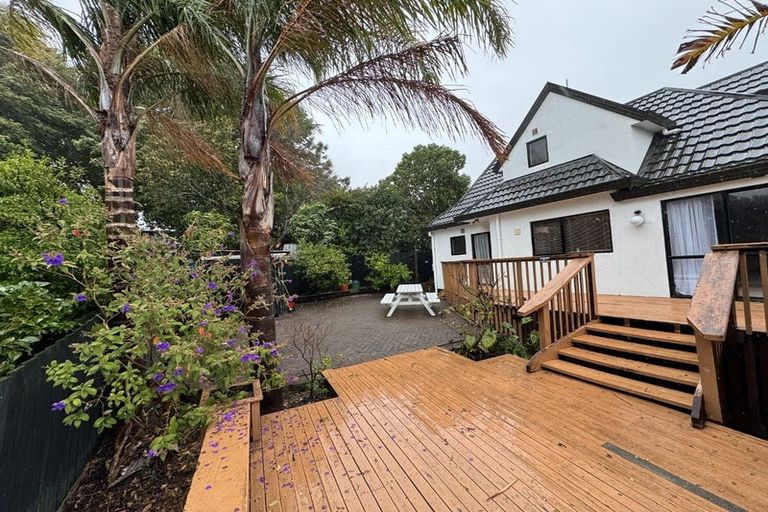 Photo of property in 2/4 Rakaia Rise, Clover Park, Auckland, 2019