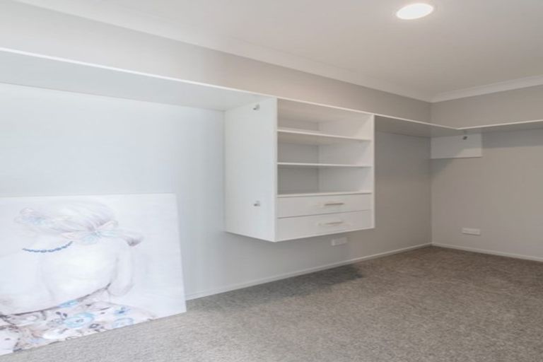 Photo of property in 164w Harbour Village Drive, Gulf Harbour, Whangaparaoa, 0930