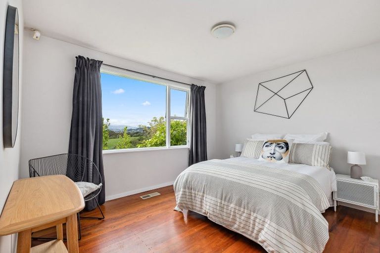 Photo of property in 8 Durham Crescent, Aro Valley, Wellington, 6021