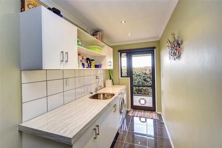 Photo of property in 7 William James Close, Mosgiel, 9024