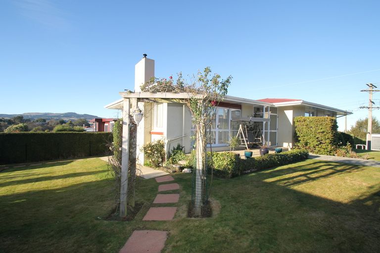 Photo of property in 107 Centennial Avenue, Helensburgh, Dunedin, 9010