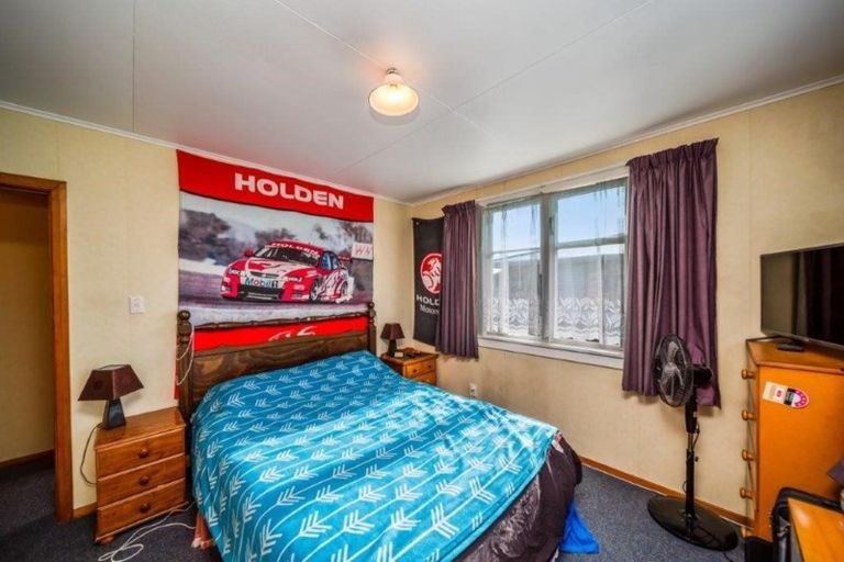 Photo of property in 53 Burns Street, Hawera, 4610