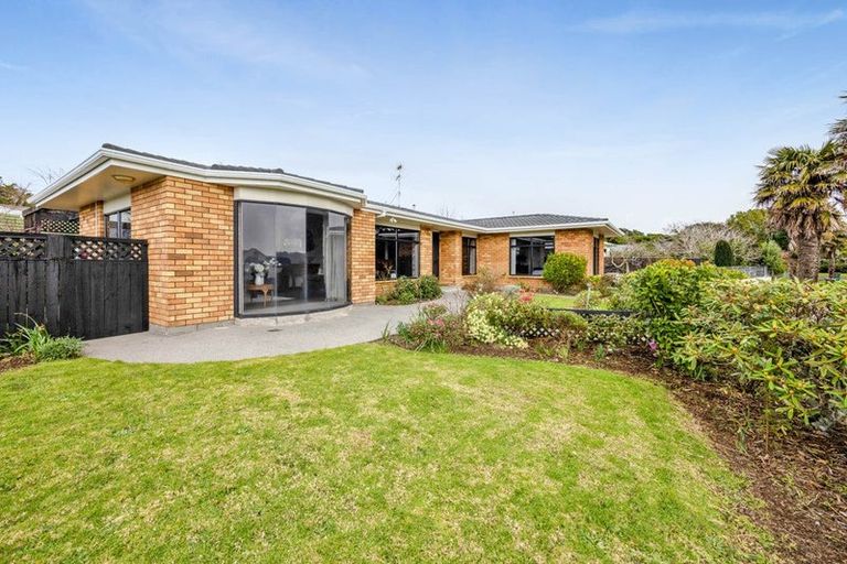 Photo of property in 1 Ludlow Place, Bell Block, New Plymouth, 4312