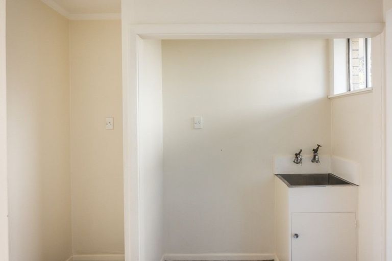 Photo of property in 4/120 Featherston Street, Palmerston North, 4410