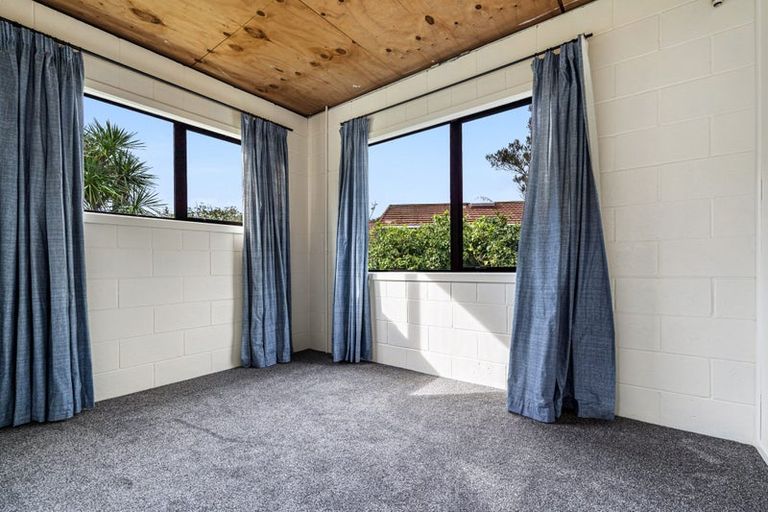 Photo of property in 5 Eureka Place, Parahaki, Whangarei, 0112