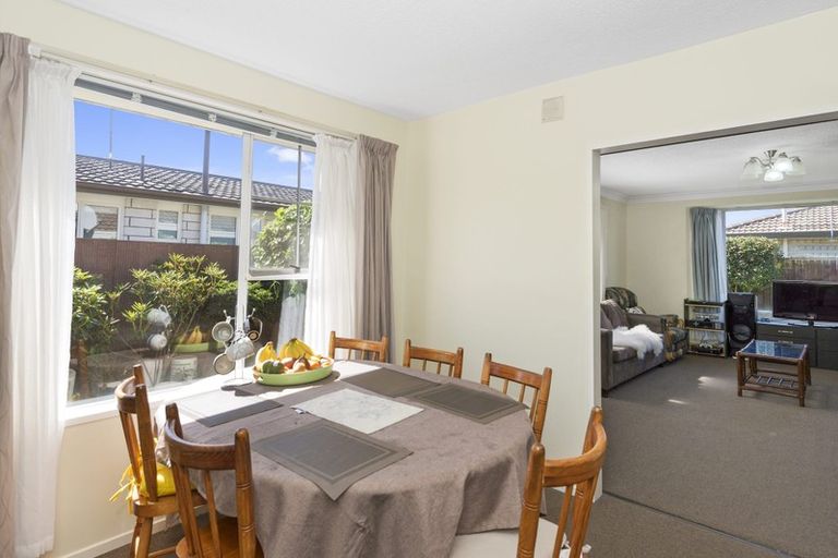 Photo of property in 2/23c Craven Street, Sockburn, Christchurch, 8042