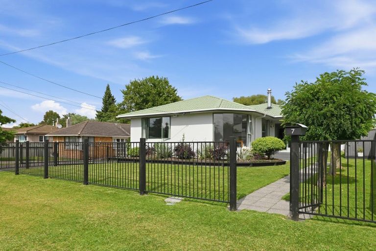 Photo of property in 7 Pukeko Street, Hillcrest, Rotorua, 3015