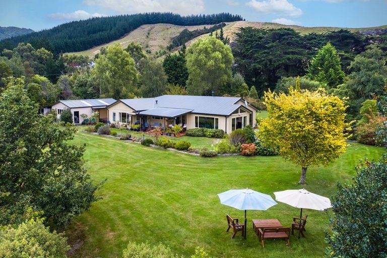 Photo of property in 1789 State Highway 2, Kaitoke, Upper Hutt, 5018