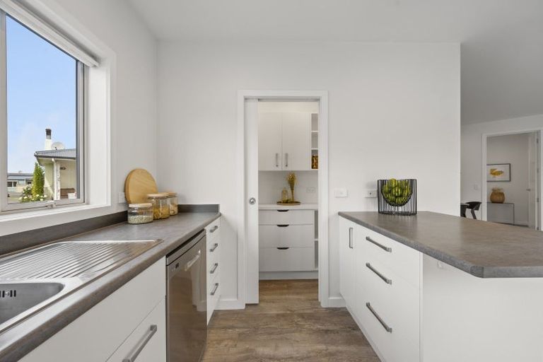 Photo of property in 149a Gloucester Street, Taradale, Napier, 4112